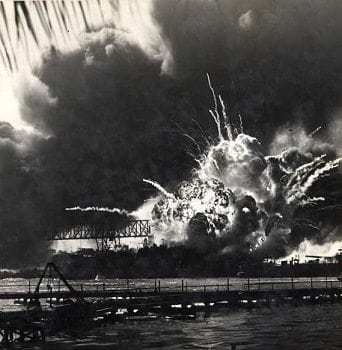 Bombing at pearl Harbor 